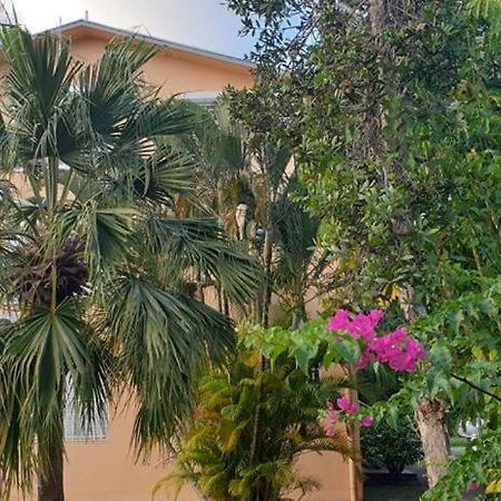 Ferienwohnung Ti Kaz A Rhum Sainte-Anne  Exterior foto